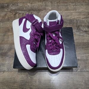 Nike AIR Force 1 Mid 07 Toyko Sneaker  Women Size 10